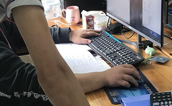 我們的核心優(yōu)勢左圖一